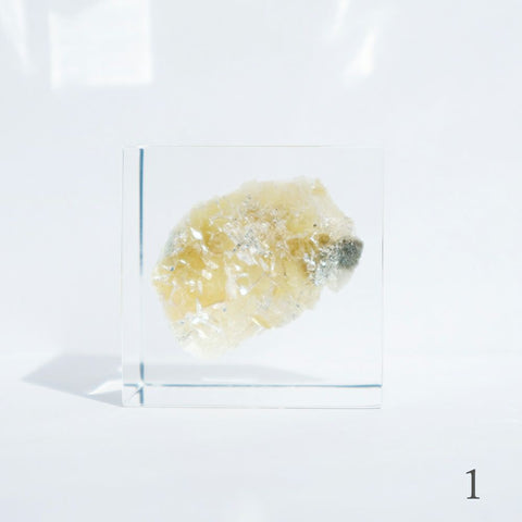 Yellow fluorite(2.0in cube)