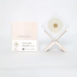 Sola cube stand